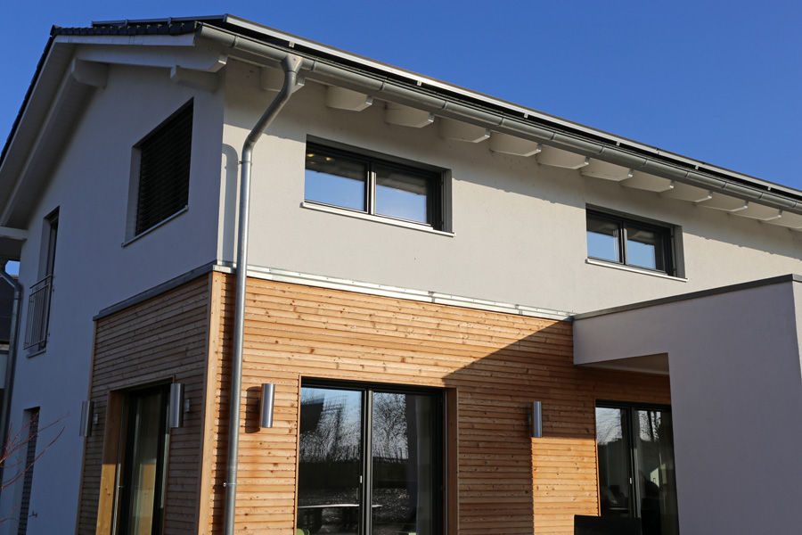 Bardage en bois sur une maison